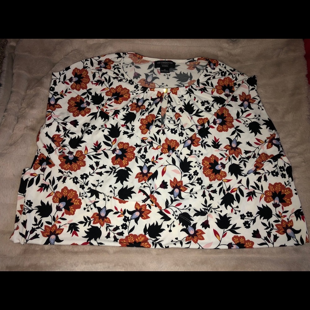 Liz Claiborne Tunic length floral top